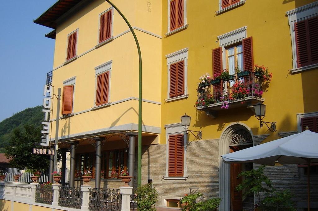 Hotel La Rosa Ronta Eksteriør bilde